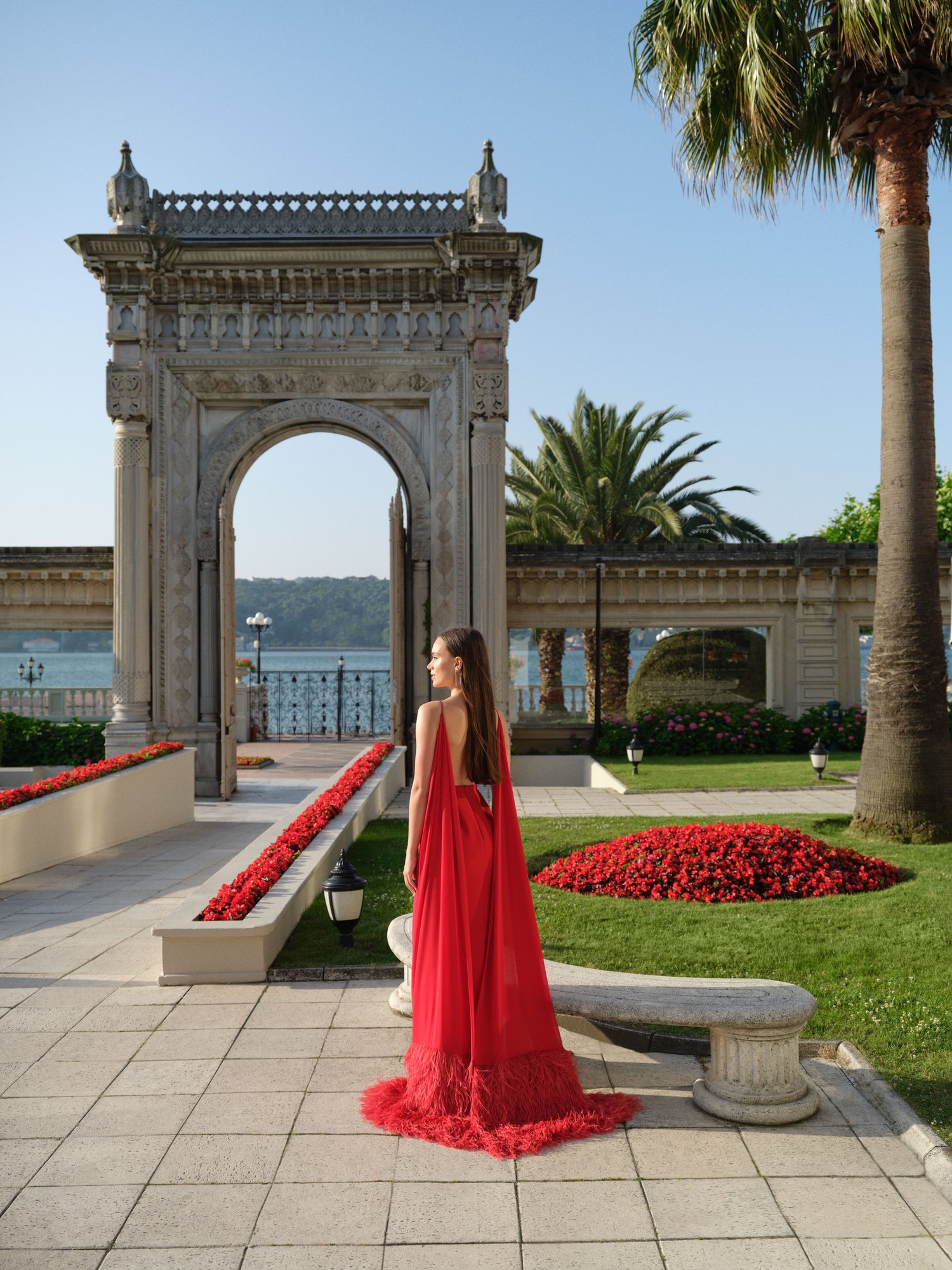 Çırağan Palace Kempinski — the gate